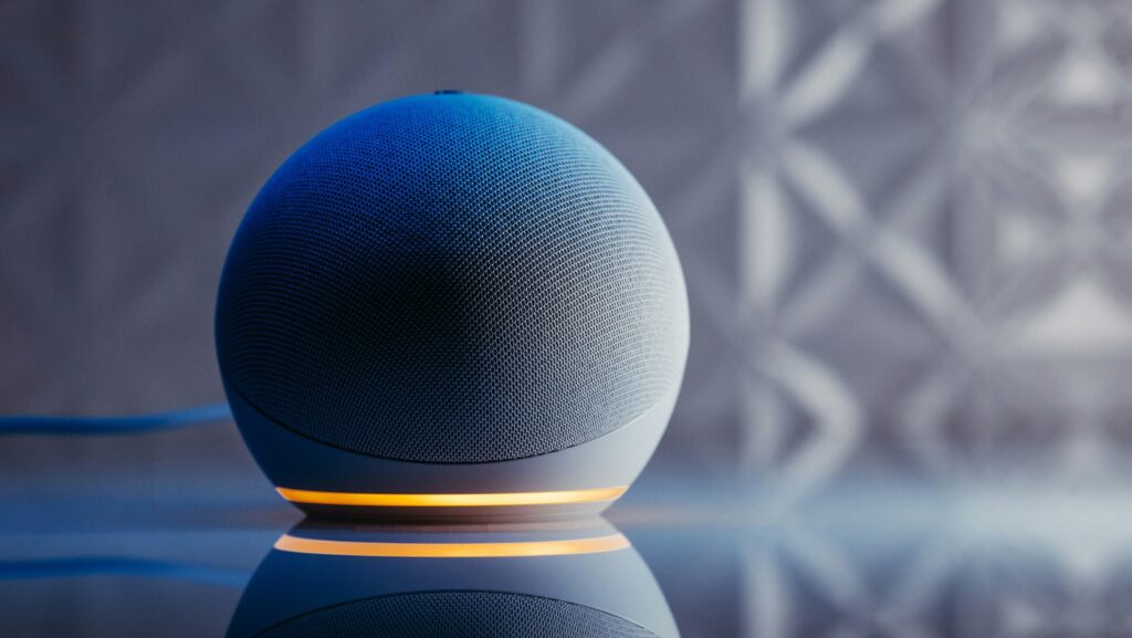 【2025年最新版】Amazon Echoおすすめ比較｜全モデルの違いと選び方を辛口レビュー